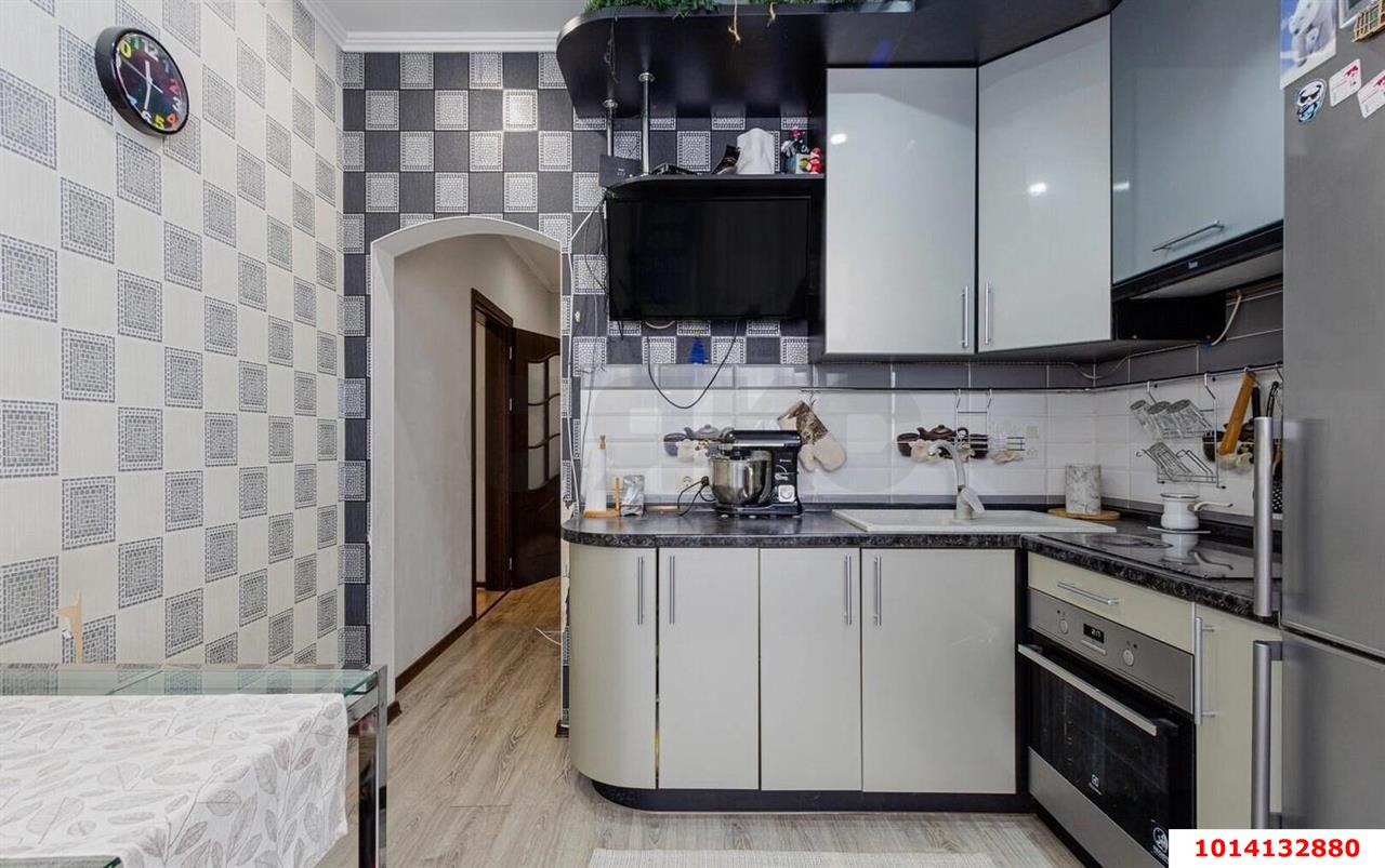 Фото №3: 1-комнатная квартира 40 м² - Краснодар, Прикубанский внутригородской округ, ЖК Культурный, Завод Радиоизмерительных Приборов, жилой комплекс Культурный, мкр. Музыкальный, ул. имени Сергея Есенина, 82