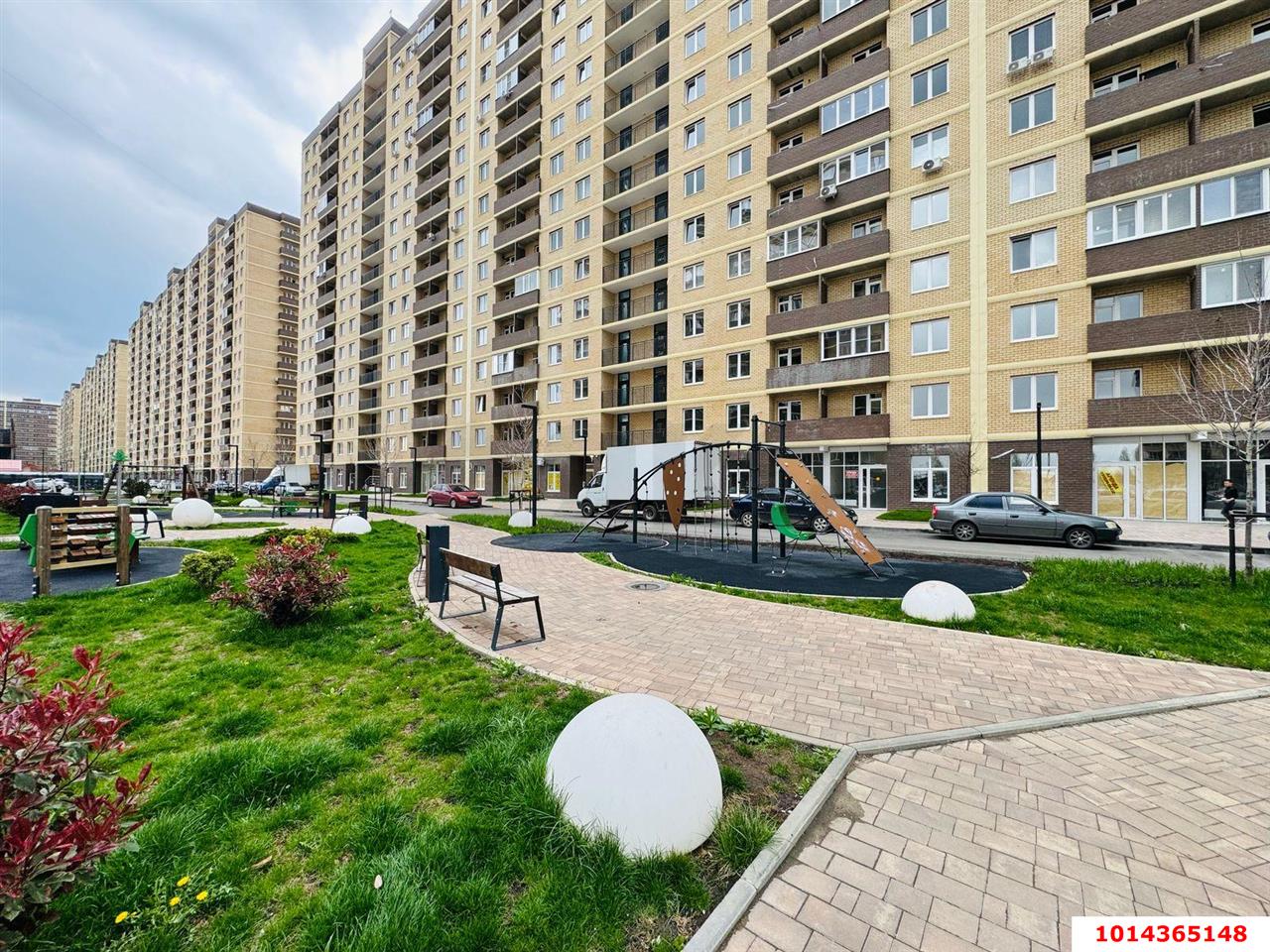 Фото №1: 1-комнатная квартира 40 м² - Краснодар, жилой комплекс Дыхание, ул. Лётчика Позднякова, 2к24