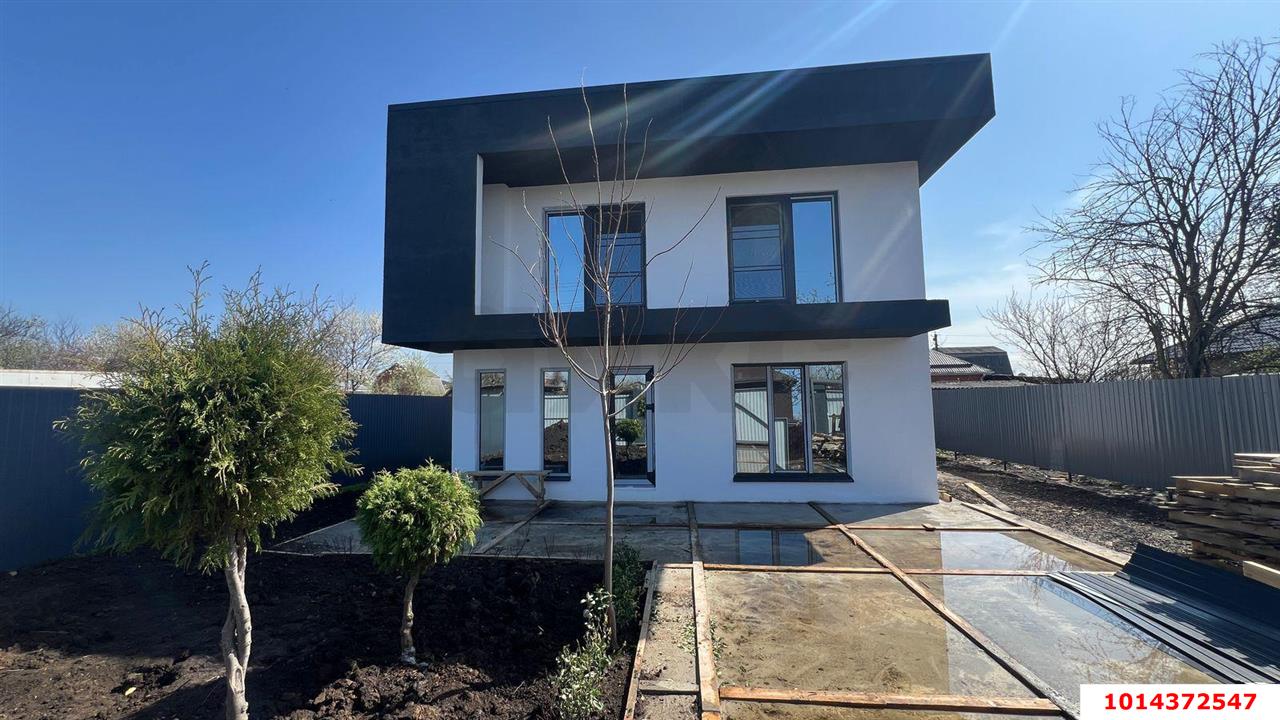 Фото №1: Дом 160 м² + 3.89 сот. - Шоссейное, мкр. Прикубанский внутригородской округ, ул. Яблоневая, 23