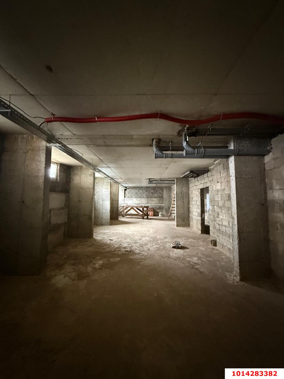 Фото №8: Торговое помещение 31 м² - Южный, жилой комплекс Южный, ул. Войсковая, 1В