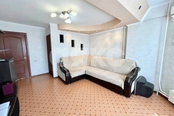 Фото №2: 1-комнатная квартира 39 м² - Нижнекамск, мкр. 27-й, пр-кт Мира, 38
