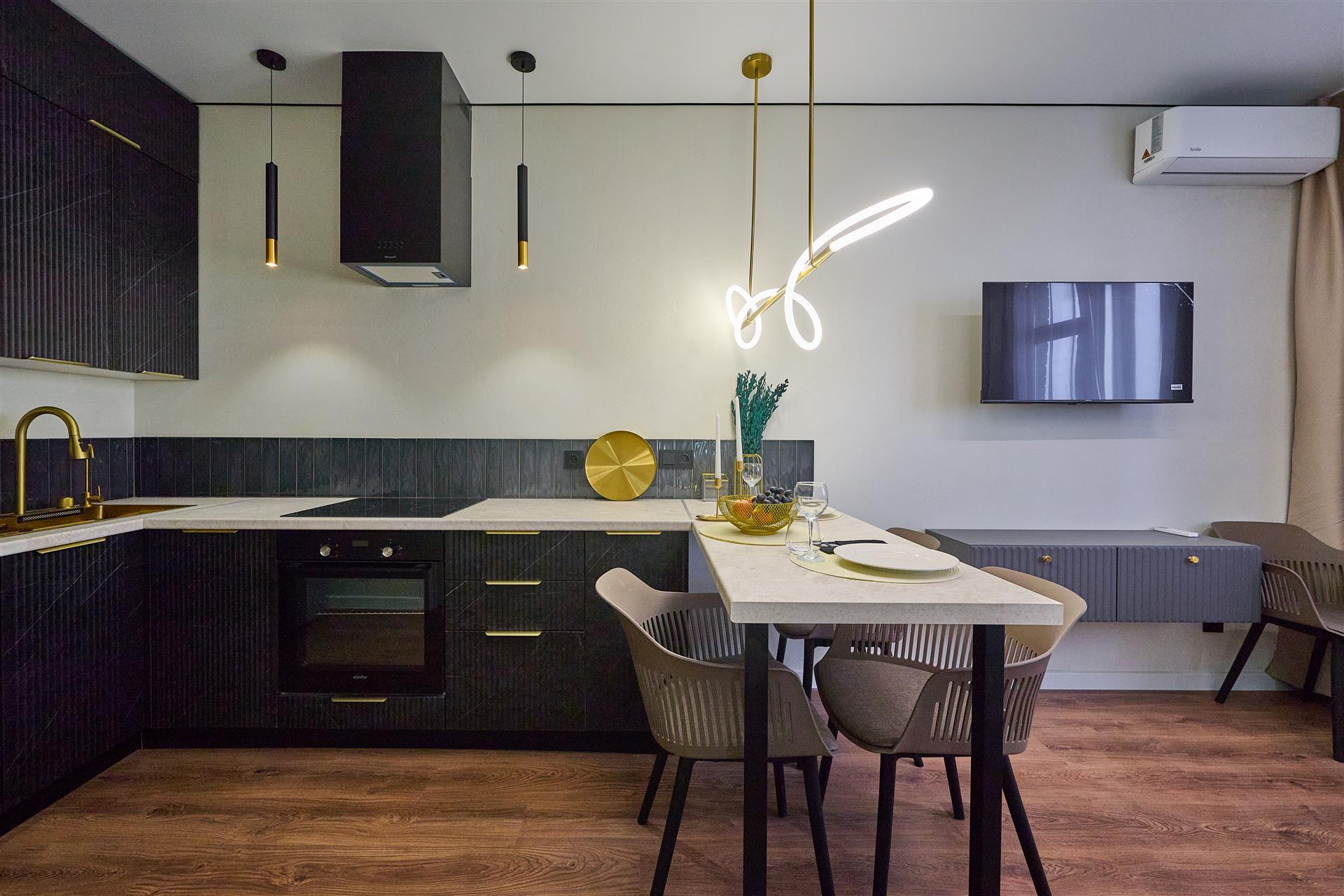 Фото №2: 1-комнатная квартира 37 м² - Краснодар, Славянский, Прикубанский внутригородской округ, мкр. жилой комплекс Ракурс, ул. имени Героя Ростовского, 8к7