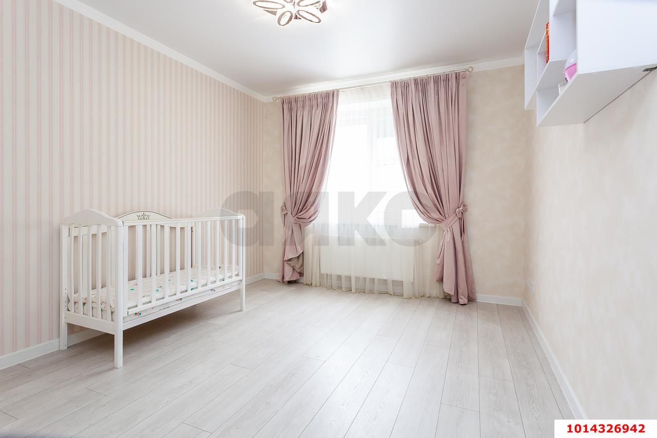 Фото №12: Дуплекс 129 м² + 1.5 сот. - Краснодар, коттеджный  Австрия, ул. Командорская, 2к1
