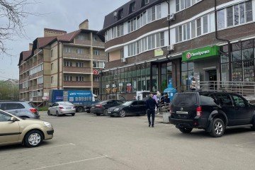 Фото №2: Торговое помещение 444 м² - Южный, ул. Мира, 36Б