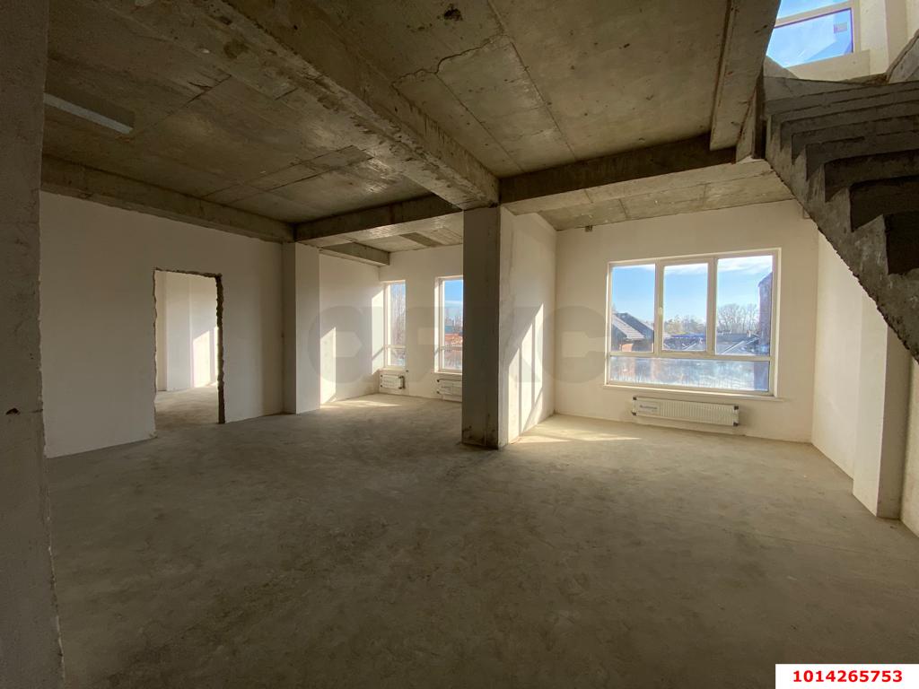 Фото №14: 2-комнатная квартира 195 м² - Краснодар, Центральный внутригородской округ, Западный внутригородской округ, Горогороды, мкр. Центральный, ул. Береговая, 10/3