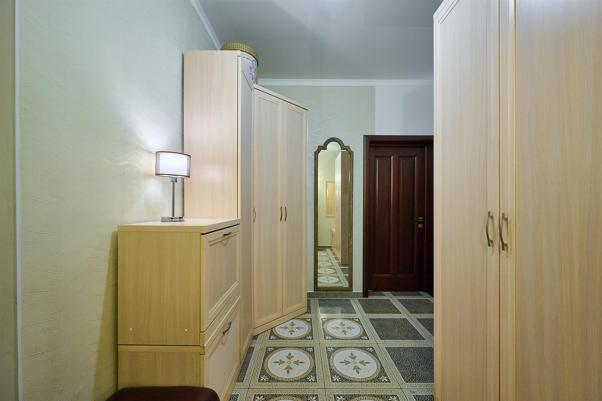 Фото №10: 2-комнатная квартира 81 м² - Краснодар, Центральный внутригородской округ, Западный внутригородской округ, жилой комплекс Центральный, мкр. Центральный, ул. Октябрьская, 181/2