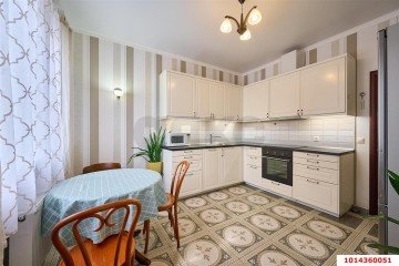 Фото №1: 2-комнатная квартира 81 м² - Краснодар, мкр. Центральный, ул. Октябрьская, 181/2