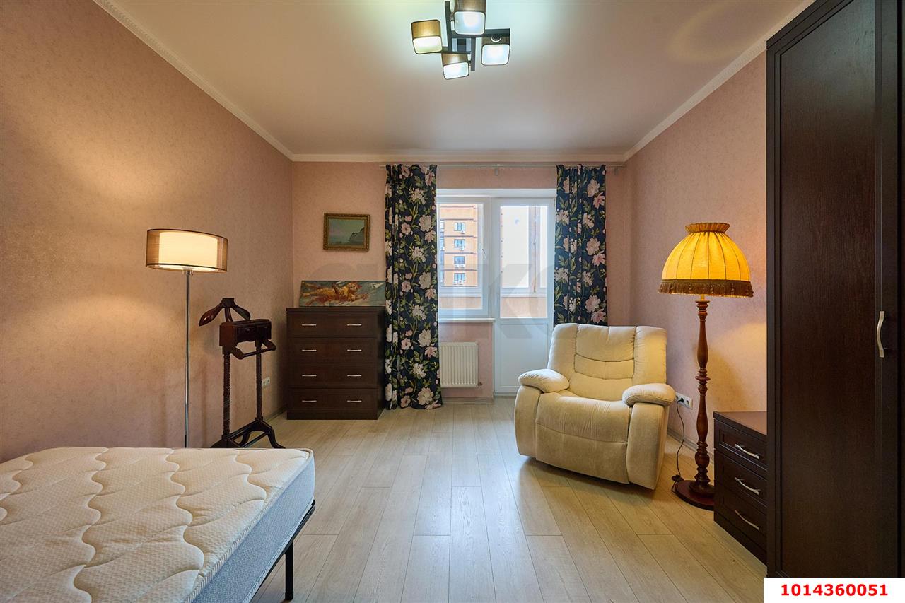 Фото №7: 2-комнатная квартира 81 м² - Краснодар, Центральный, ул. Октябрьская, 181/2