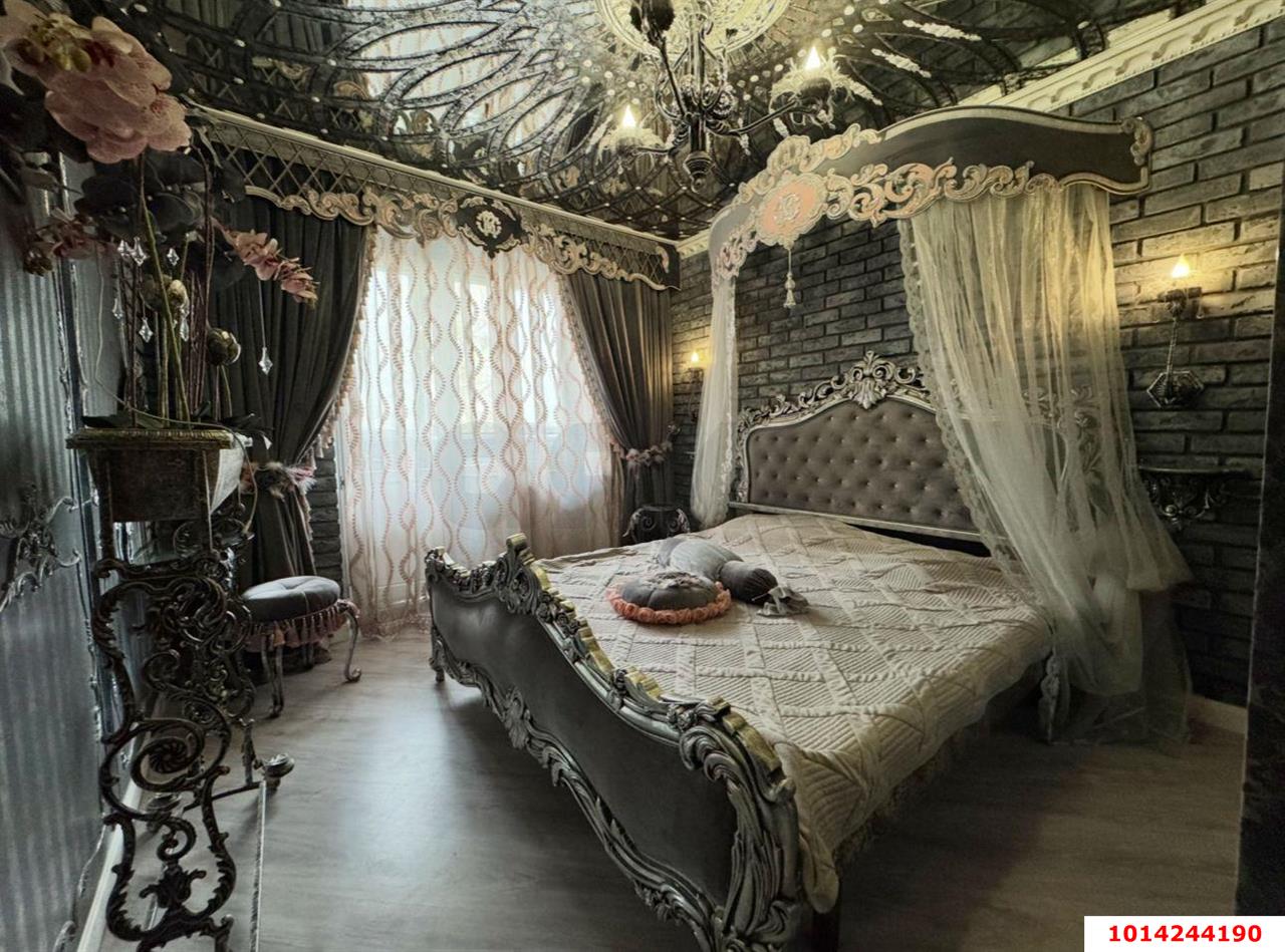 Фото №1: 3-комнатная квартира 77 м² - Краснодар, Карасунский внутригородской округ, мкр. Комсомольский, ул. Симферопольская, 54