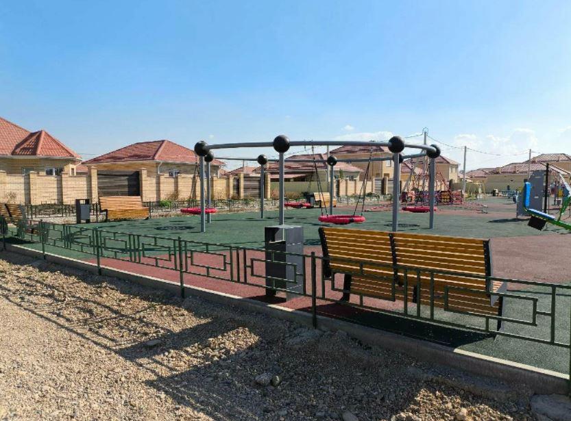 Фото №10: Дом 84 м² + 3.27 сот. - Южный, п. коттеджный  Знание, ул. Черноморская, 8