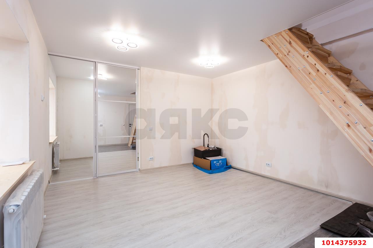 Фото №10: Дом <span class="whitespace-nowrap">97 м²</span> <span class="whitespace-nowrap">+ 1 сот.</span>, <span class="whitespace-nowrap">2 эт.</span> - Краснодар, ул. Митрофана Седина, 19/1