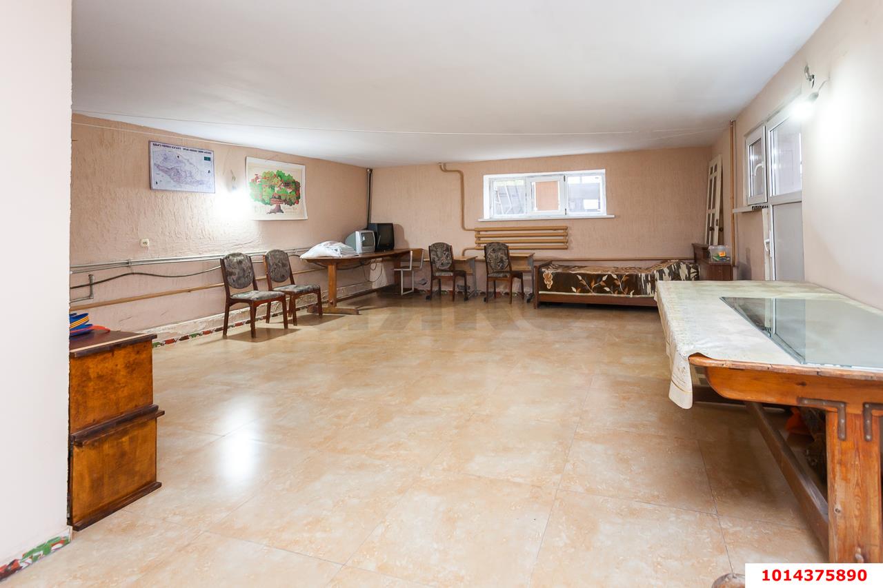 Фото №13: Дом 356 м² + 8 сот. - Яблоновский, ул. Шоссейная, 39