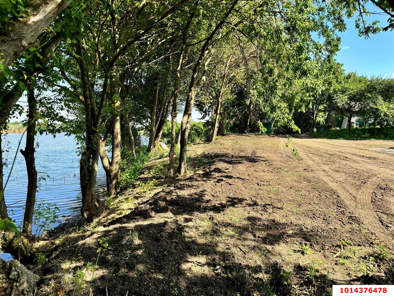 Фото №1: Земельный участок под ИЖС 30 сот. - Казачий, ул. Магистральная, 122