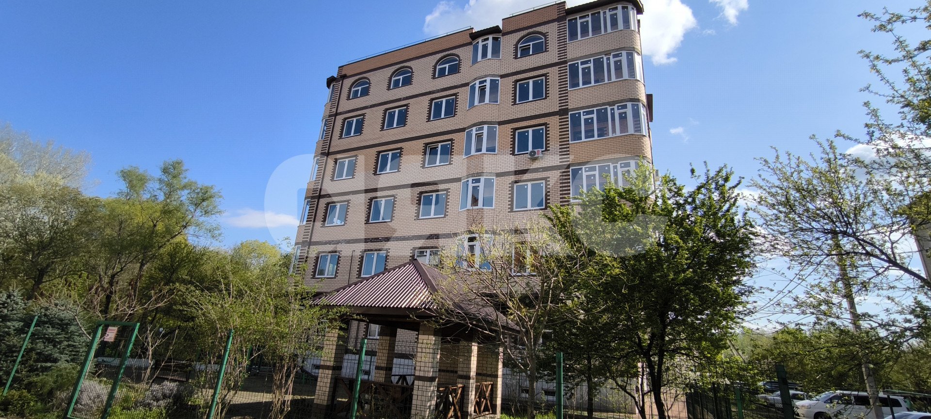 Фото №1: 1-комнатная квартира 43 м² - Горячий Ключ, Администрация, ул. Ленина, 199Б