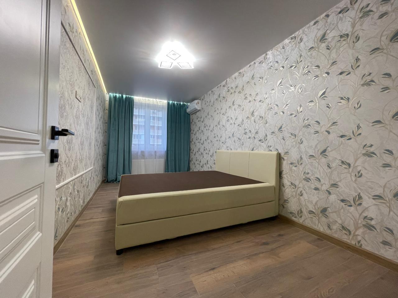 Фото №3: 3-комнатная квартира 80 м² - Краснодар, Прикубанский внутригородской округ, Завод Радиоизмерительных Приборов, имени Петра Метальникова, мкр. жилой комплекс Радуга, ул. Евгении Жигуленко, 7к1