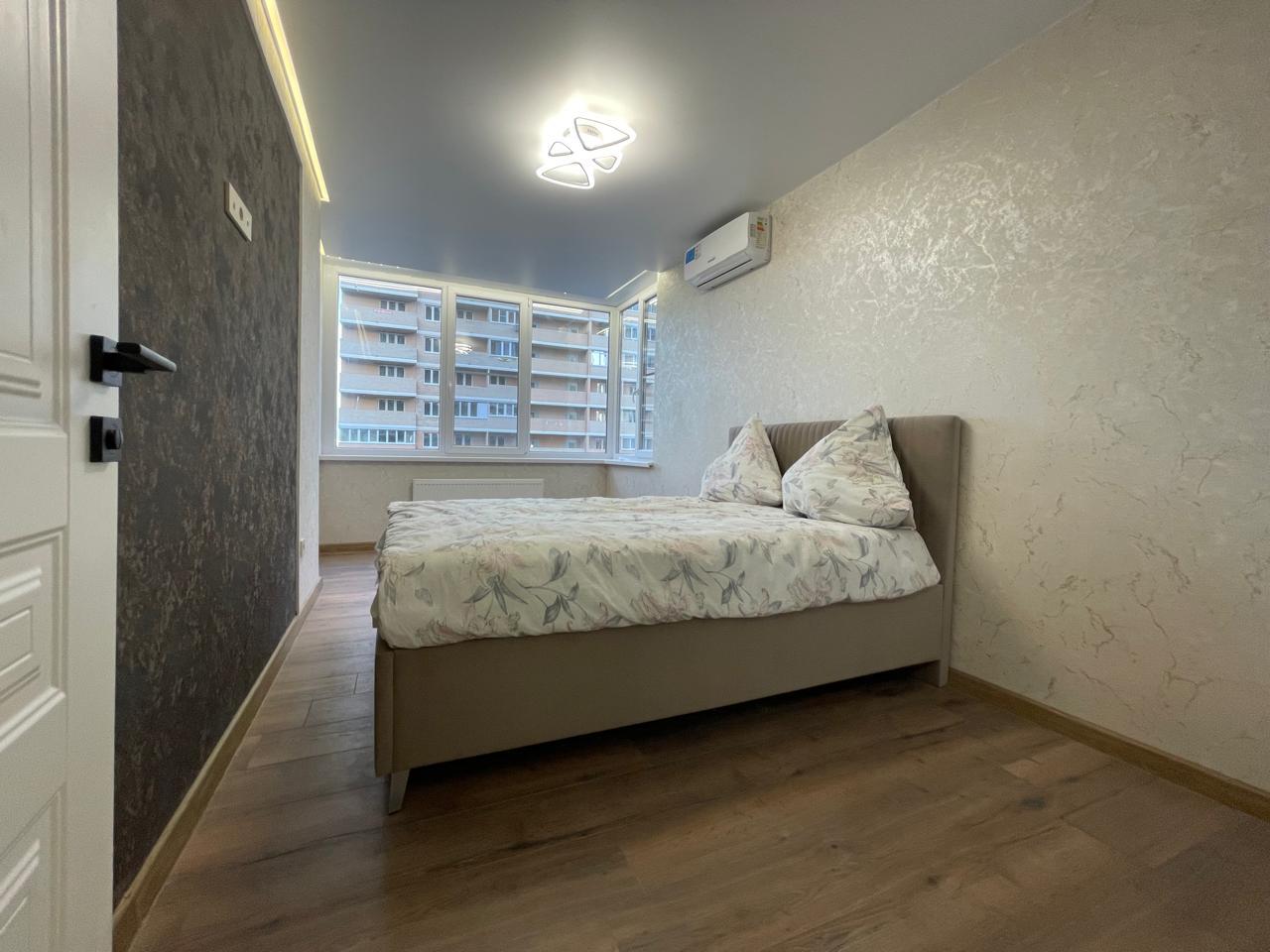 Фото №6: 3-комнатная квартира 80 м² - Краснодар, Прикубанский внутригородской округ, Завод Радиоизмерительных Приборов, имени Петра Метальникова, мкр. жилой комплекс Радуга, ул. Евгении Жигуленко, 7к1