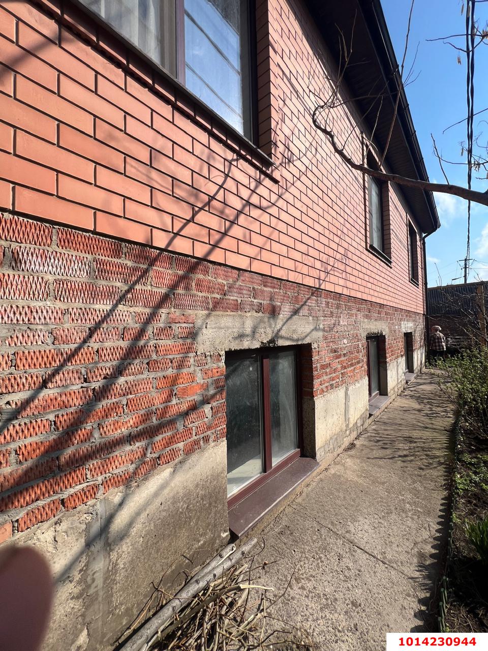 Фото №2: Дом 244 м² + 5.8 сот. - Краснодар, Калинино, ул. Российская, 408