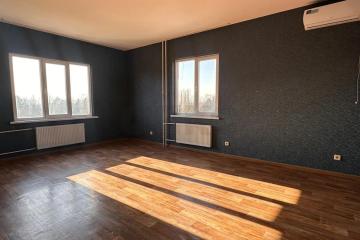 Фото №1: 2-комнатная квартира 68 м² - Краснодар, мкр. имени Маршала Жукова, ул. Александра Покрышкина, 2/1