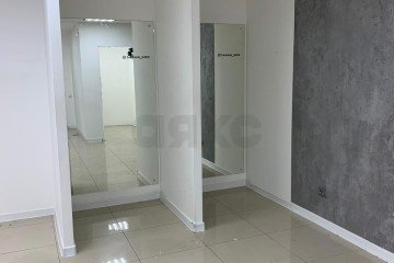 Фото №5: Торговое помещение 40 м² - Краснодар, мкр. Западный внутригородской округ, ул. Рашпилевская, 201