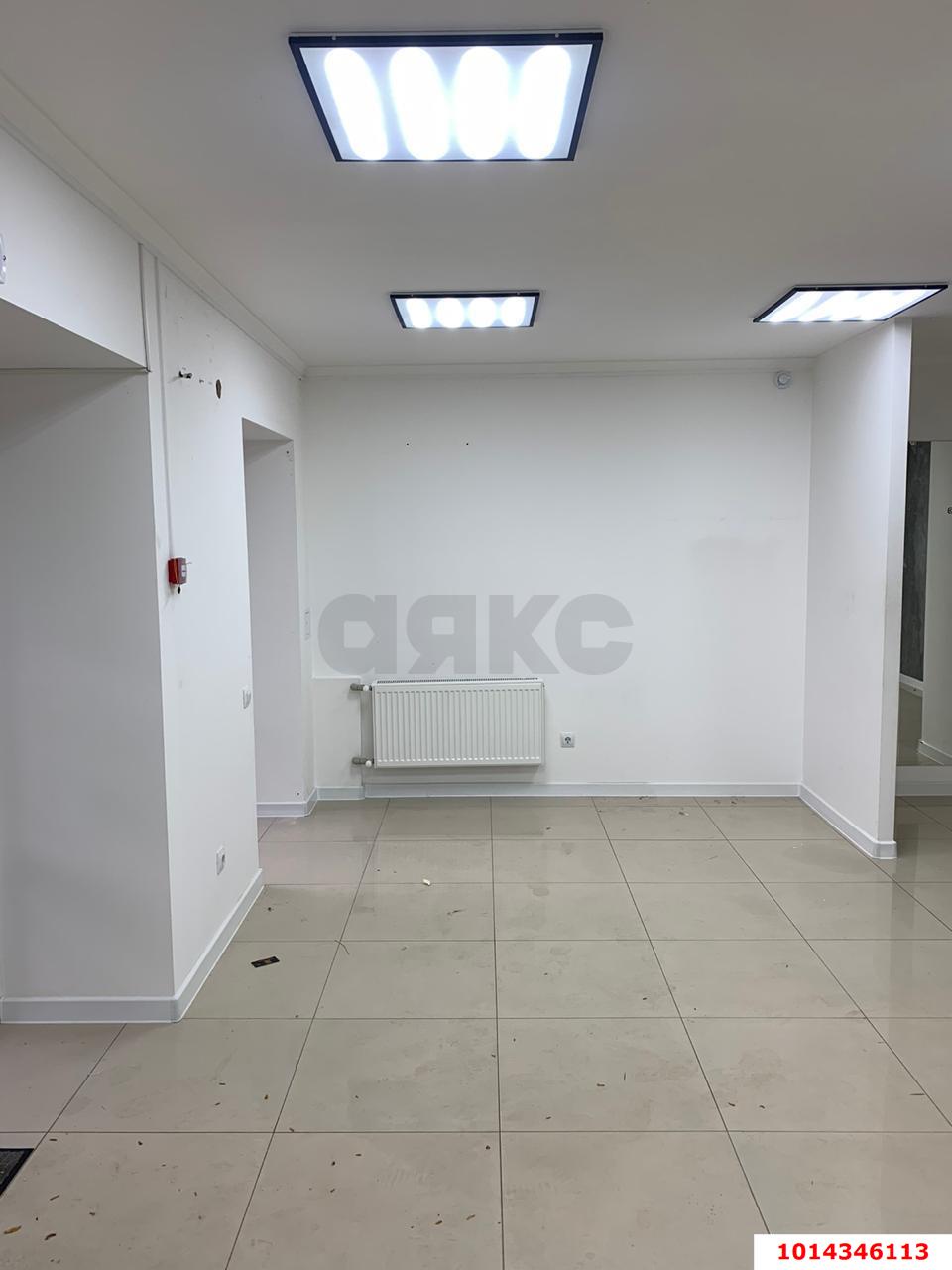Фото №6: Торговое помещение 40 м² - Краснодар, Западный внутригородской округ, ул. Рашпилевская, 201