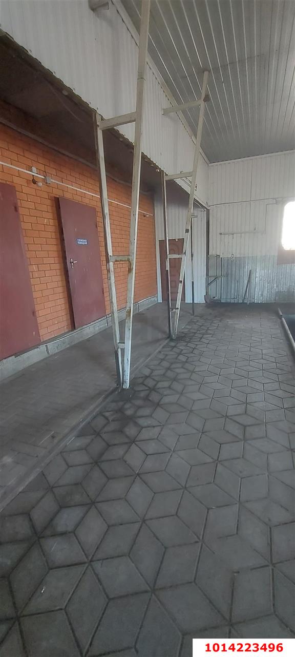 Фото №6: Торговое помещение 128 м² - Краснодар, ул. Восточный обход Краснодара, 5А