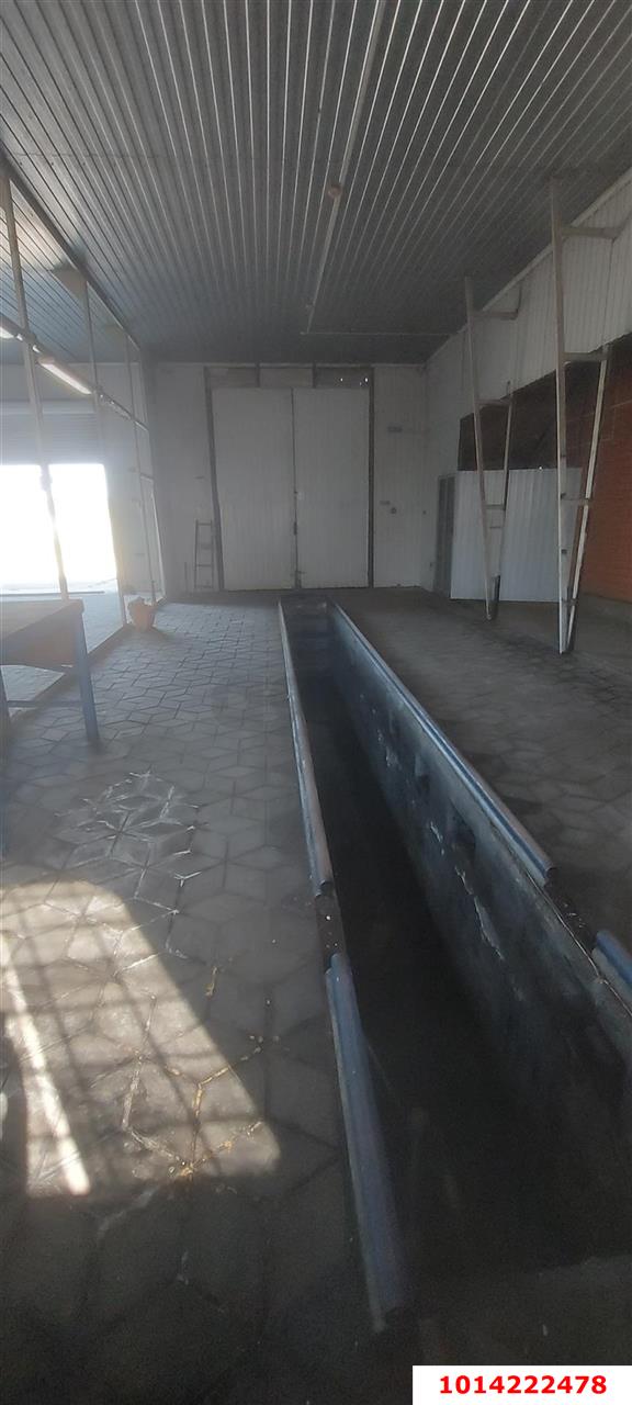 Фото №3: Торговое помещение 118 м² - Краснодар, ул. Восточный обход Краснодара, 5А