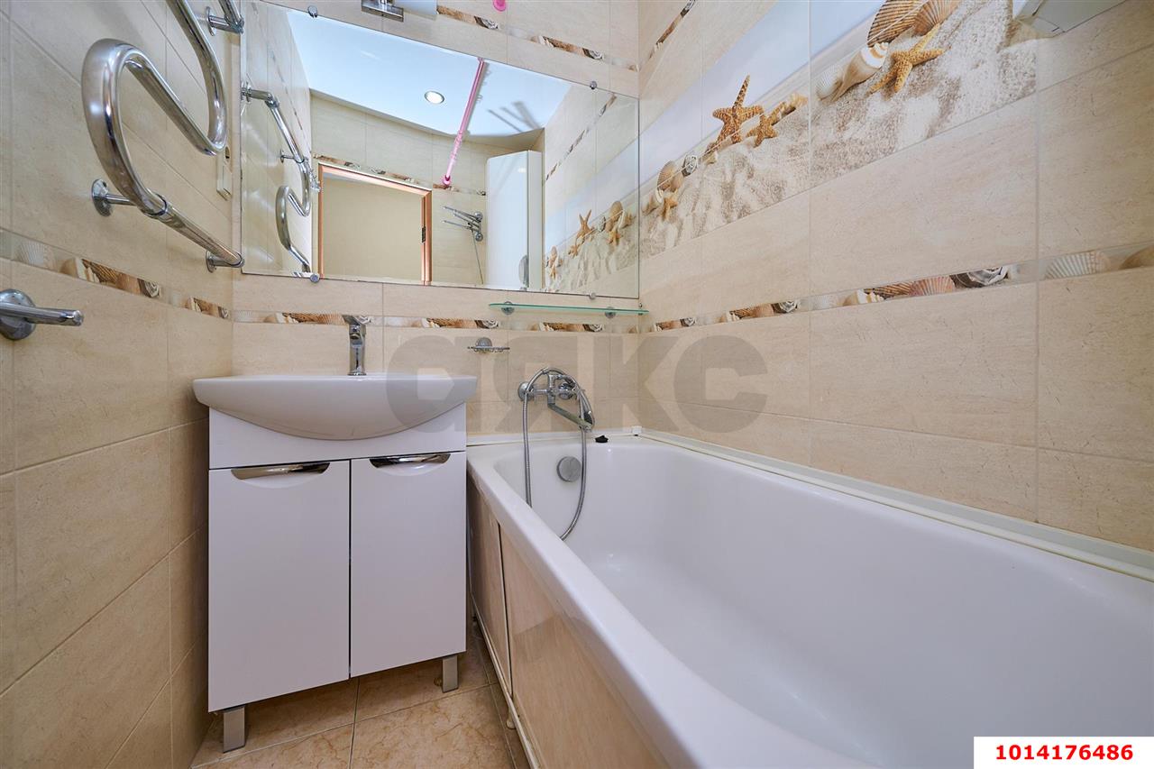 Фото №14: 3-комнатная квартира 57 м² - Краснодар, Центральный, ул. Хакурате, 7