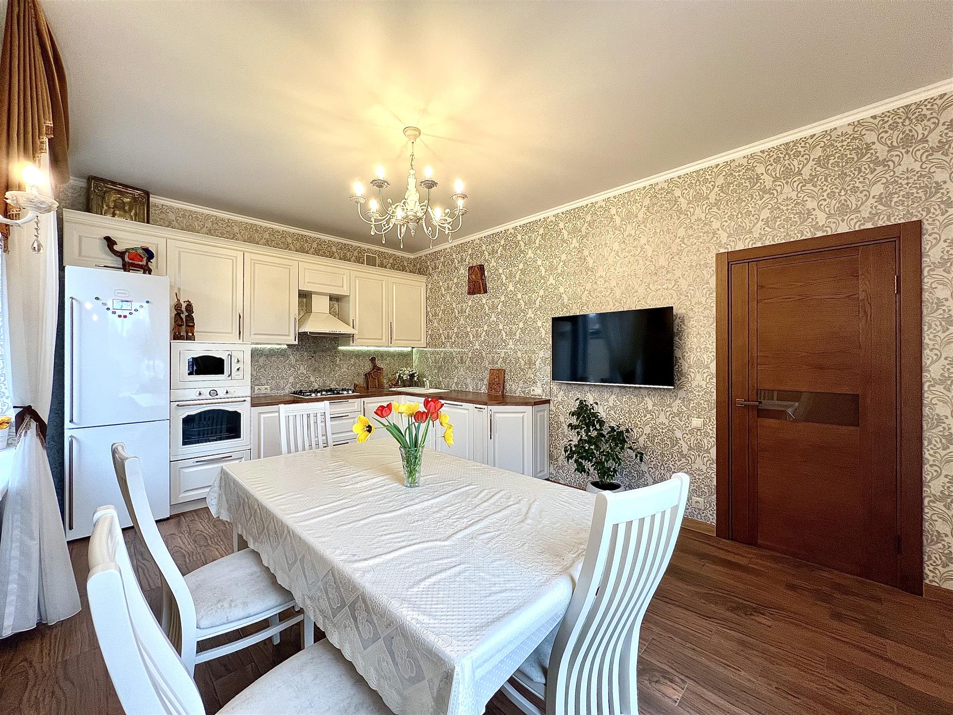 Фото №6: Дом 137 м² + 6.2 сот. - Краснодар, Карасунский внутригородской округ, ж/м Пашковский, ул. 8 Марта, 36