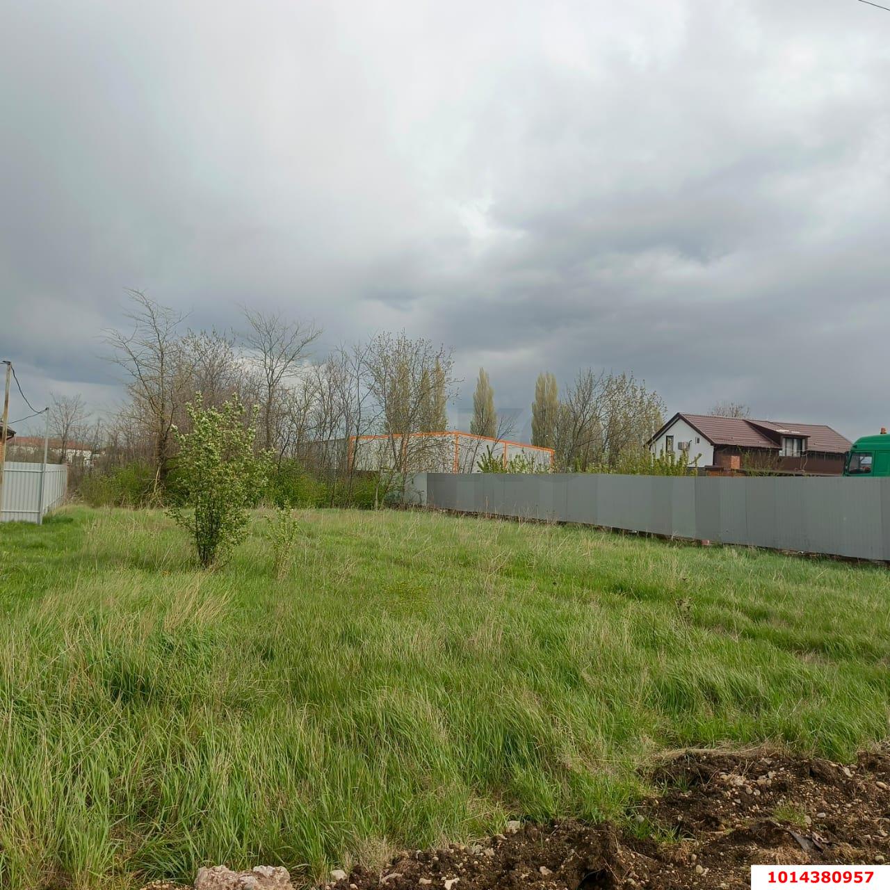 Фото №1: Земельный участок под ИЖС 5 сот. - Новотитаровская, ул. Тимирязева, 4