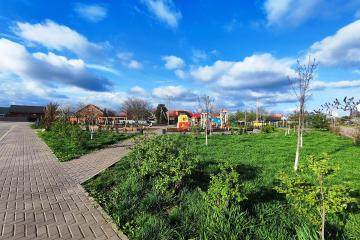 Фото №1: Земельный участок 9.38 сот. - Новотитаровская, ул. Октябрьская, 87