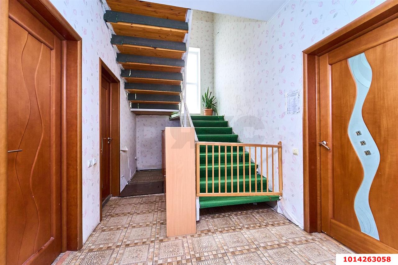 Фото №14: Дом 191 м² + 8 сот. - Российский, Прикубанский внутригородской округ, ул. имени В.М. Комарова, 41