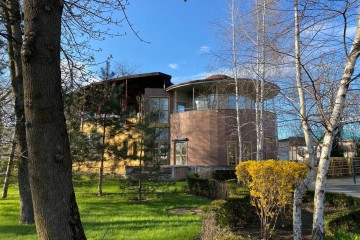 Фото №1: Отдельное здание 637 м² - Лабинск, 