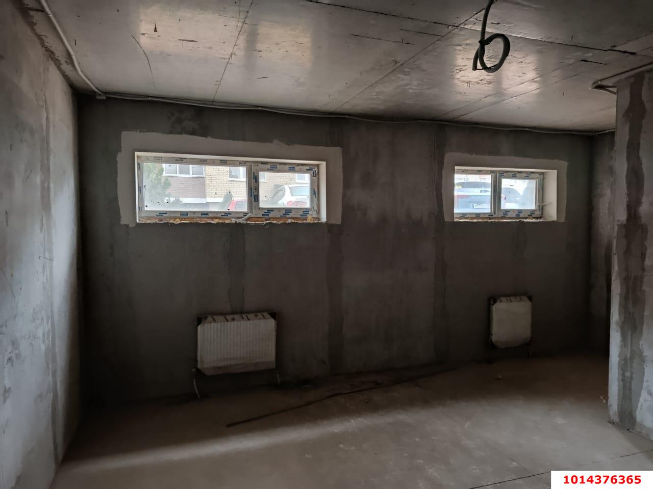Фото №9: Торговое помещение 49 м² - Краснодар, жилой комплекс Лучезарный, ул. Московская, 158/1