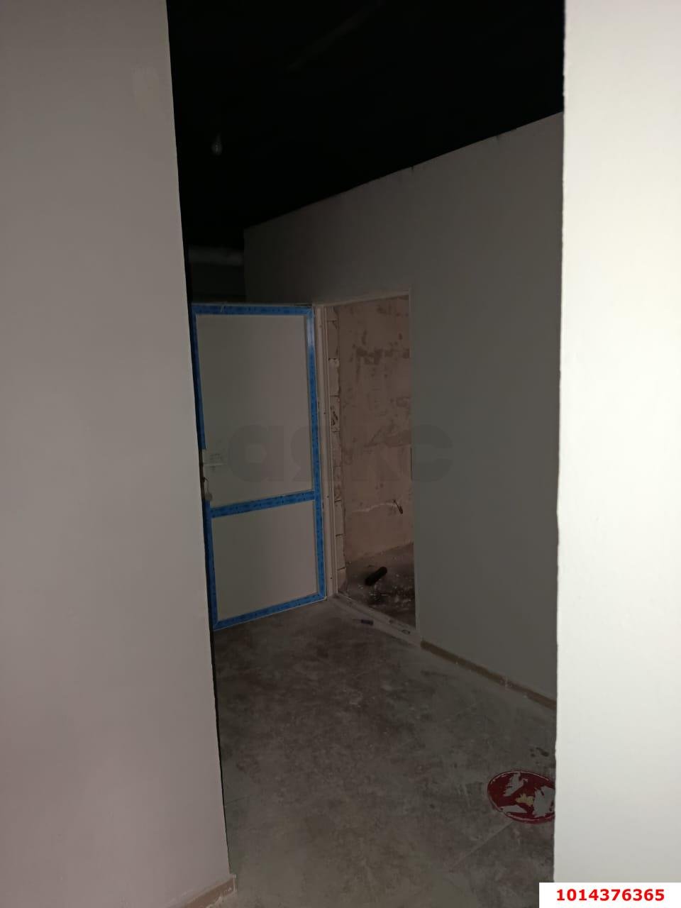 Фото №4: Торговое помещение 49 м² - Краснодар, жилой комплекс Лучезарный, ул. Московская, 158/1