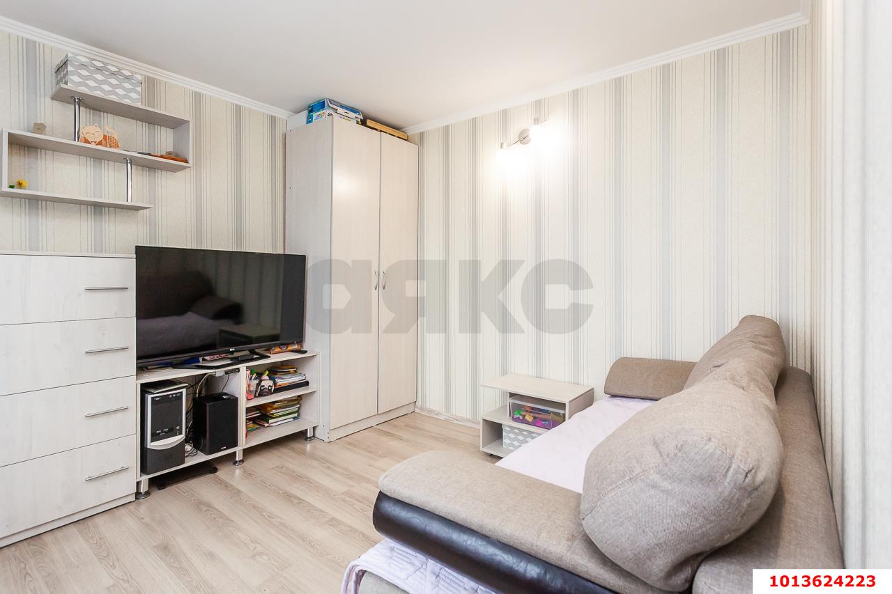 Фото №3: 3-комнатная квартира 63 м² - Краснодар, Западный внутригородской округ, мкр. Фестивальный, ул. имени Тургенева, 166