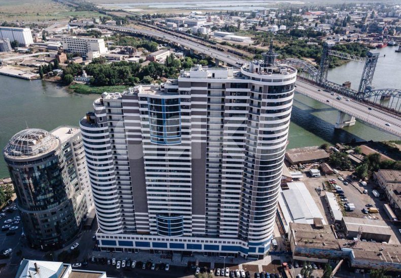Фото №1: 3-комнатная квартира 109 м² - Ростов-на-Дону, Ленинский, ул. Береговая, 6