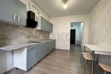 Фото №2: 1-комнатная квартира 42 м² - Краснодар, мкр. Музыкальный, ул. имени Мусоргского М.П., 1/4