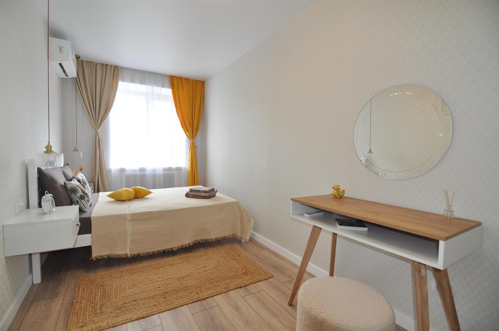 Фото №1: 2-комнатная квартира 43 м² - Краснодар, Центральный внутригородской округ, мкр. Центральный, ул. Ленина, 92