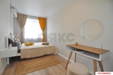 Фото №1: 2-комнатная квартира 43 м² - Краснодар, мкр. Центральный, ул. Ленина, 92