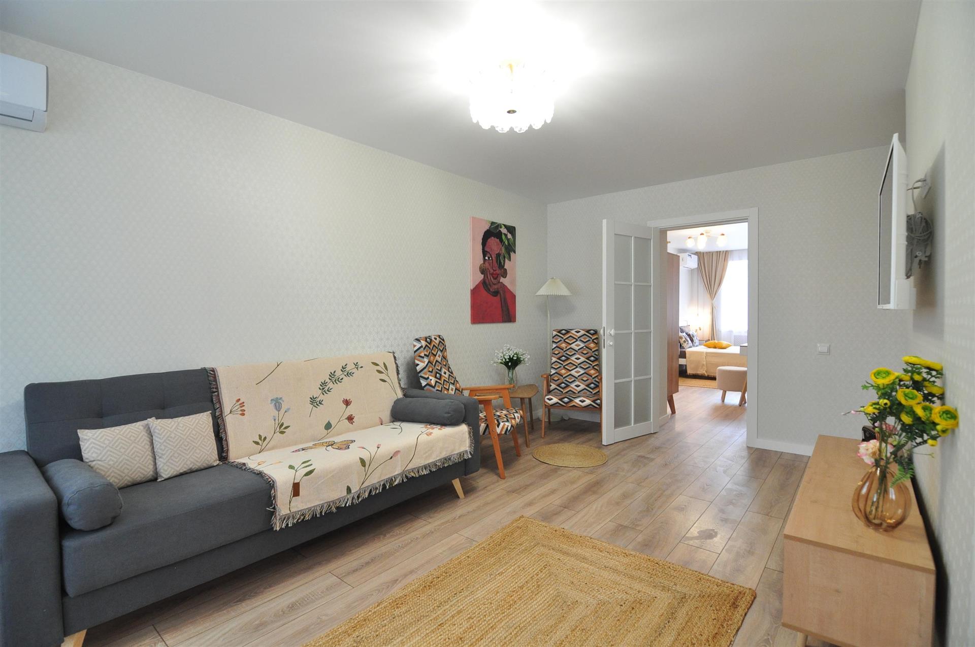 Фото №6: 2-комнатная квартира 43 м² - Краснодар, Центральный внутригородской округ, мкр. Центральный, ул. Ленина, 92