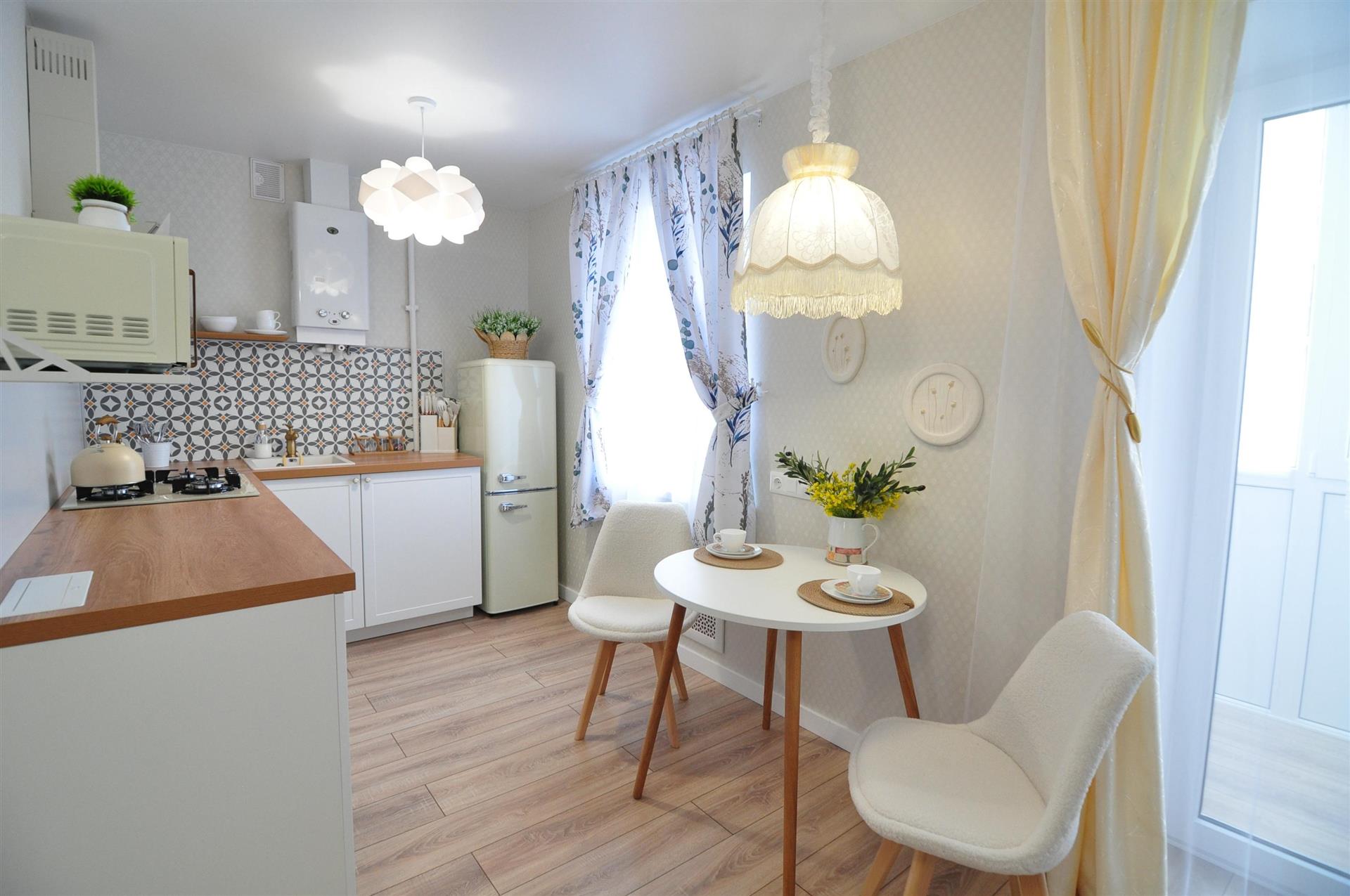 Фото №3: 2-комнатная квартира 43 м² - Краснодар, Центральный внутригородской округ, мкр. Центральный, ул. Ленина, 92