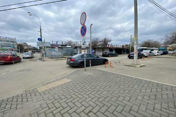 Фото №2: Коммерция 16 м² - Краснодар, мкр. Центральный, ул. Коммунаров, 278