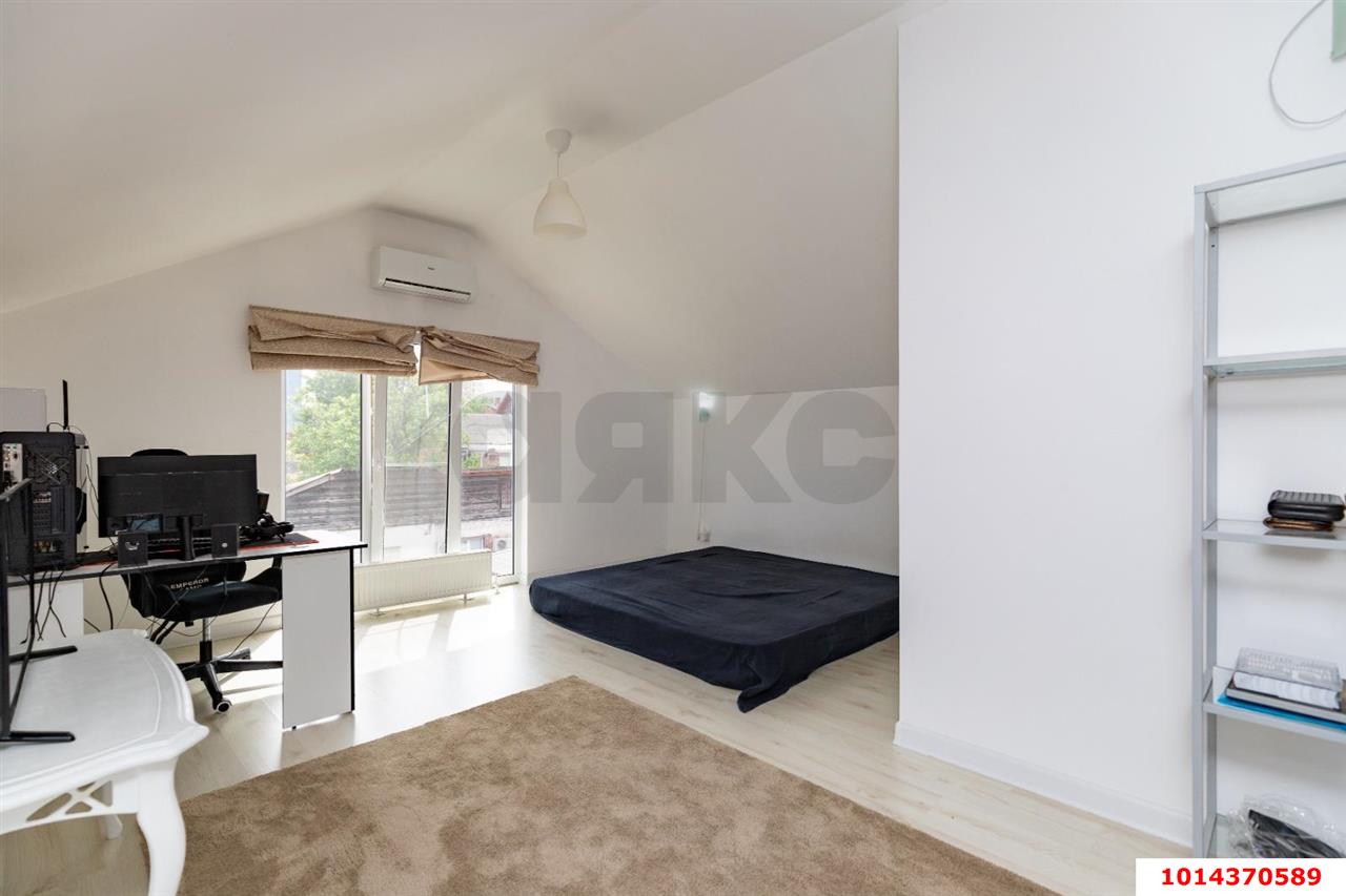 Фото №4: Дом 120 м² + 2 сот. - Краснодар, Центральный внутригородской округ, мкр. Центральный, ул. Чапаева, 108