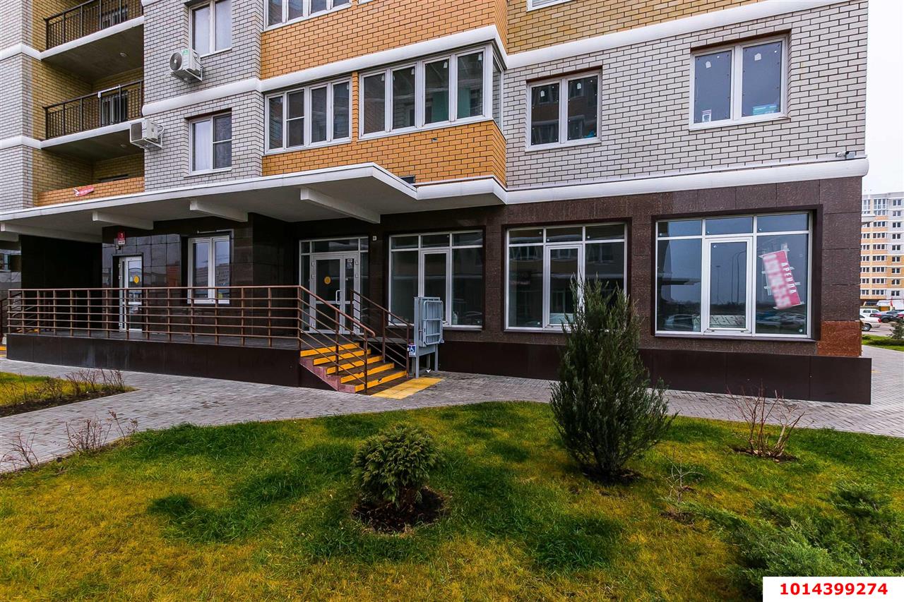 Фото №3: Торговое помещение 49 м² - Краснодар, Светлоград, 