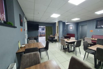 Фото №2: Торговое помещение 117 м² - Берёзовый, мкр. Витаминкомбинат, ул. 2-я Целиноградская, 38/1