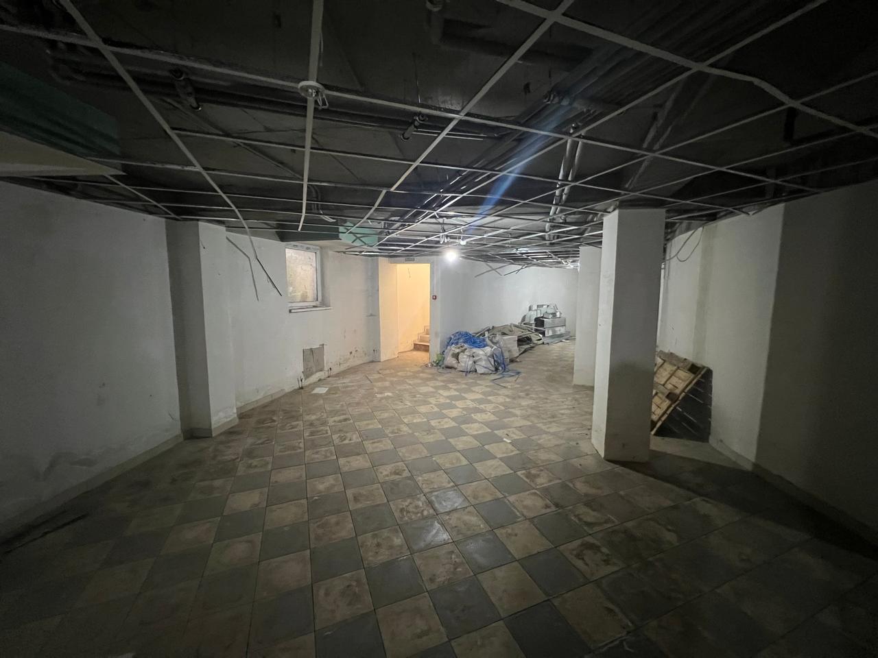 Фото №3: Коммерция 420 м² - Краснодар, Центральный внутригородской округ, Западный внутригородской округ, мкр. Центральный, ул. Кубанская набережная, 37/10