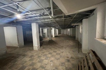 Фото №2: Торговое помещение 420 м² - Краснодар, мкр. Центральный, ул. Кубанская Набережная, 37/10