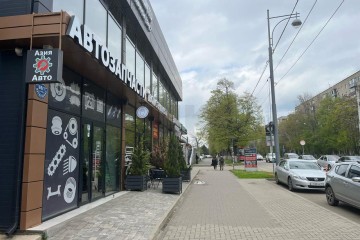 Фото №2: Торговое помещение 106 м² - Краснодар, мкр. Завод Измерительных Приборов, ул. Московская, 69/1