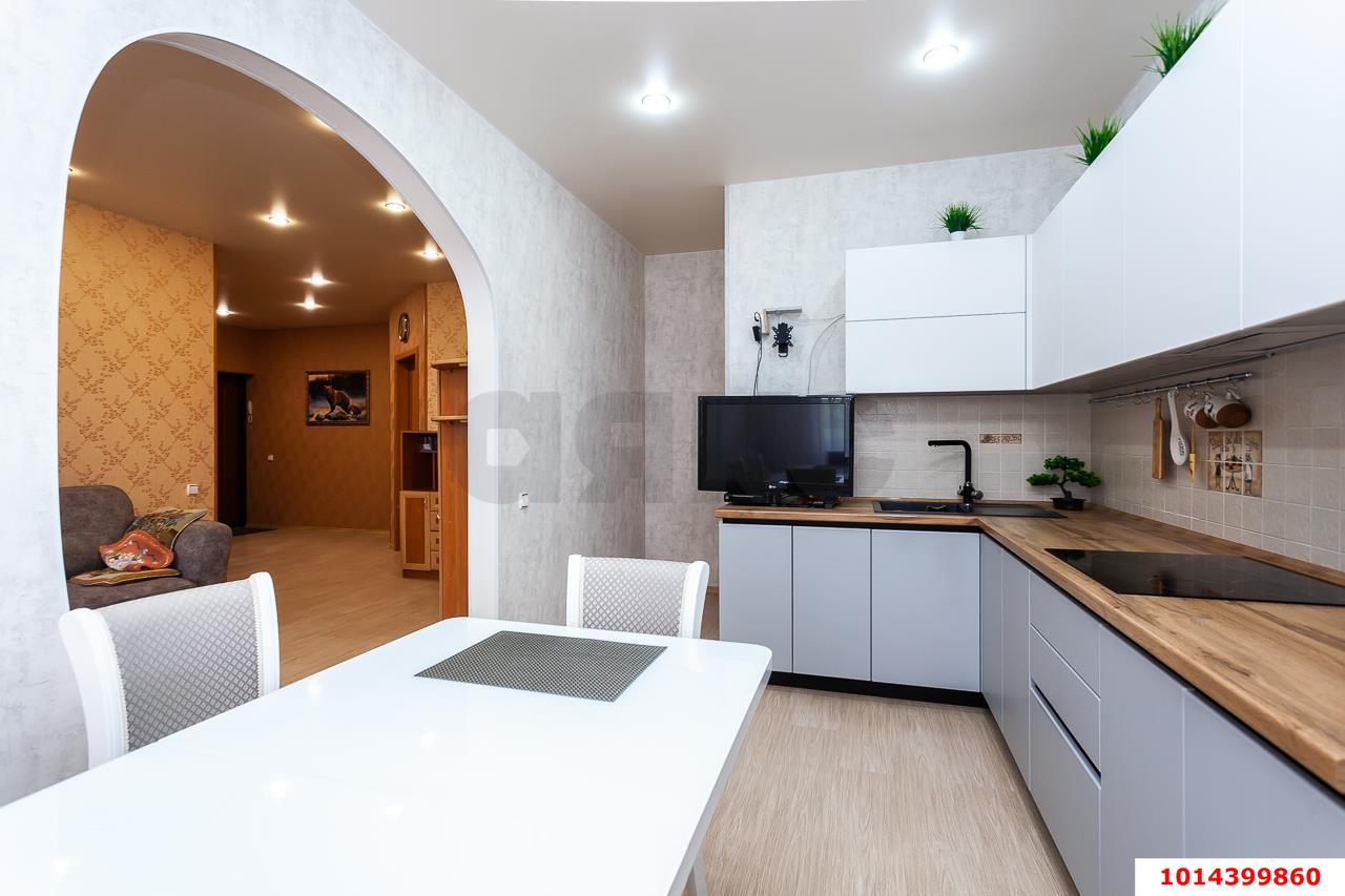 Фото №2: 2-комнатная квартира 61 м² - Индустриальный, Прикубанский внутригородской округ, ул. Космонавта Гагарина, 18