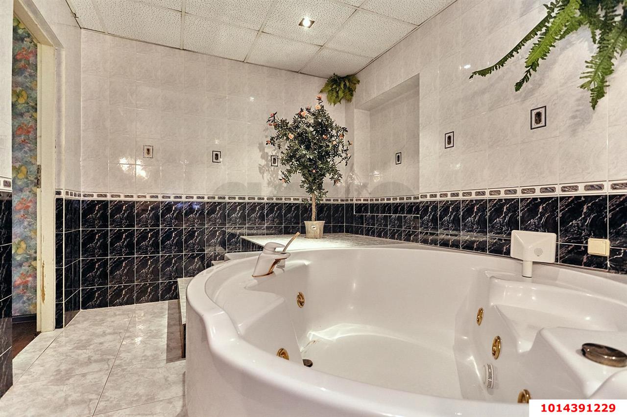 Фото №8: 3-комнатная квартира 110 м² - Краснодар, Дубинка, пр-д 1-й  Стасова, 18